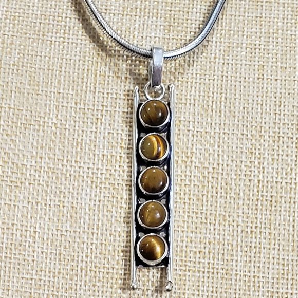 Tiger eye gemstone, 925 silver necklace